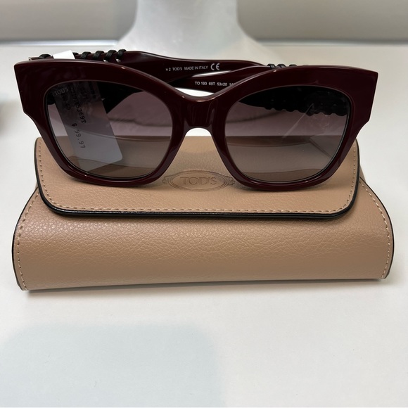 TODS TO0193 69T Burgundy - Picture 6 of 7